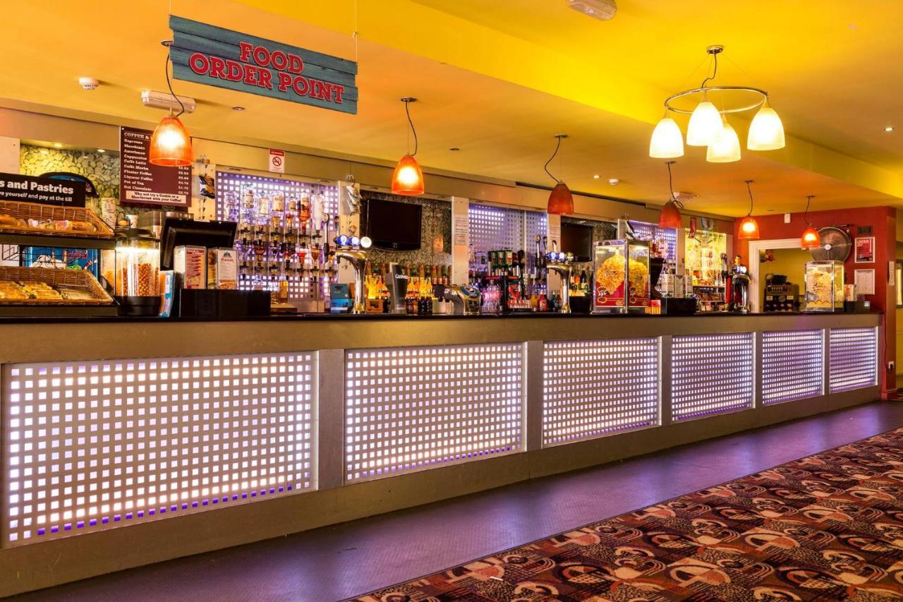 Angie'S Caravan At Seawick Hotel Saint Osyth Екстериор снимка